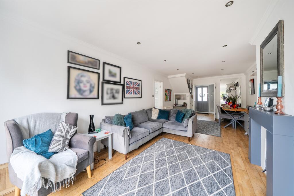House in Slough - View 5