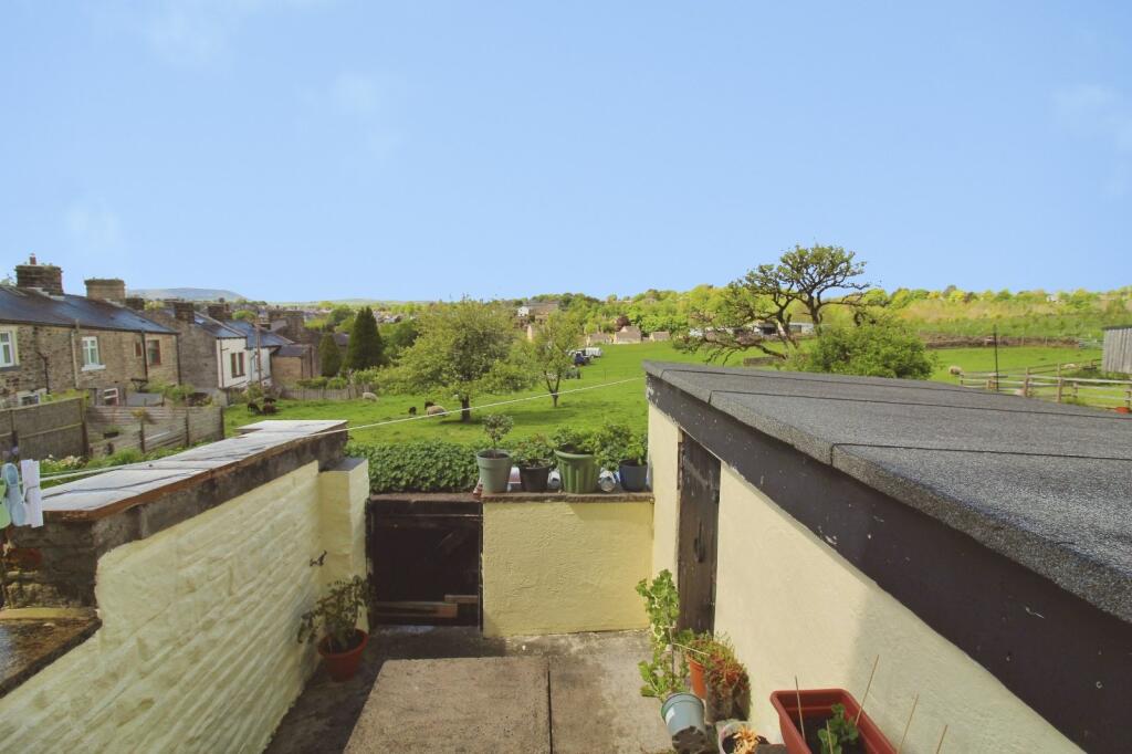 Hawley Street, Winewall, Colne, Lancashire, BB8 photo 3