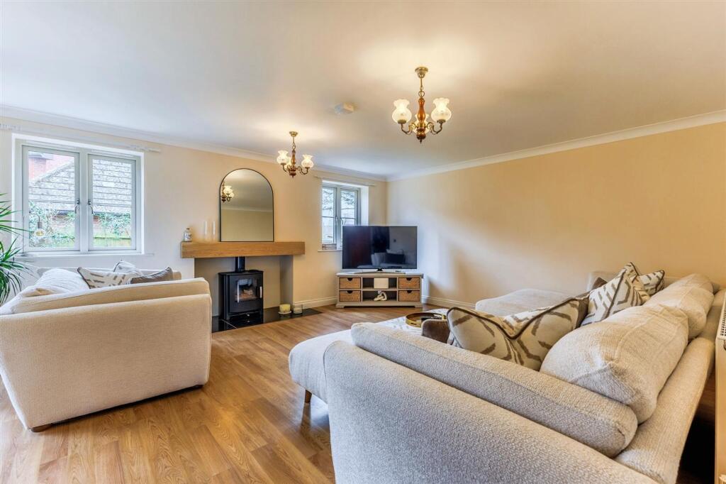 Wilkins Close, Shipston-On-Stour, CV36 photo 3