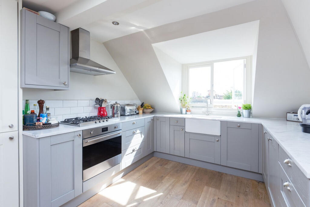 Apartment in London - View 4