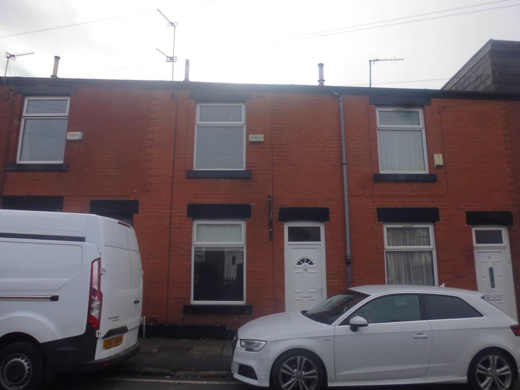 Main image of property: Thames Street, Rochdale, OL16