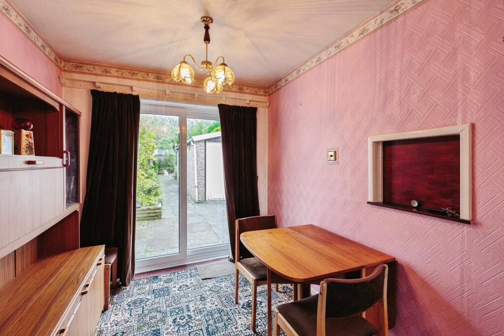 Oakmoor Avenue, Blackpool, FY2 photo 3