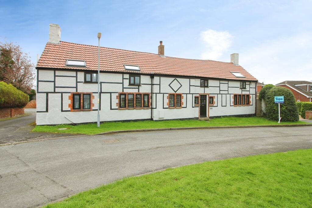 Main image of property: Pelham Crescent, Keelby, Grimsby, DN41