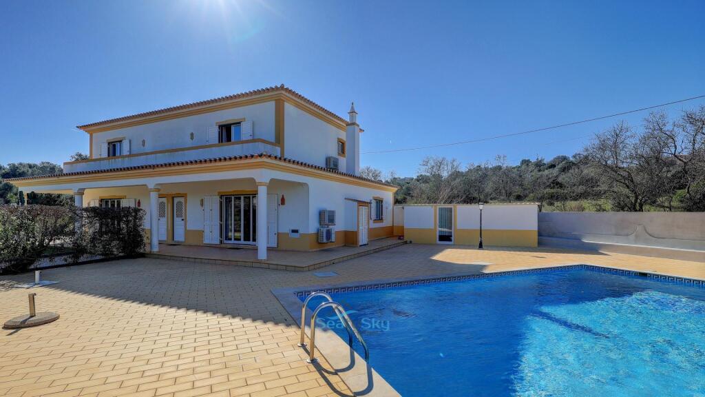Main image of property: Algarve, Lagoa