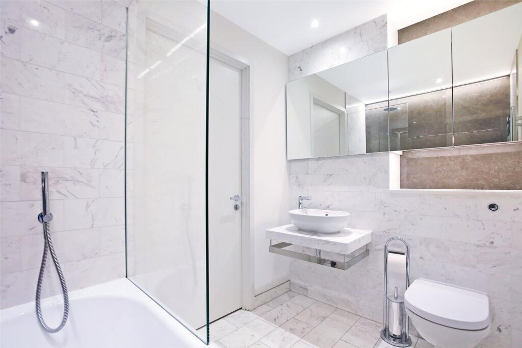 Charrington Tower, 11 Biscayne Avenue, E14 - View 6