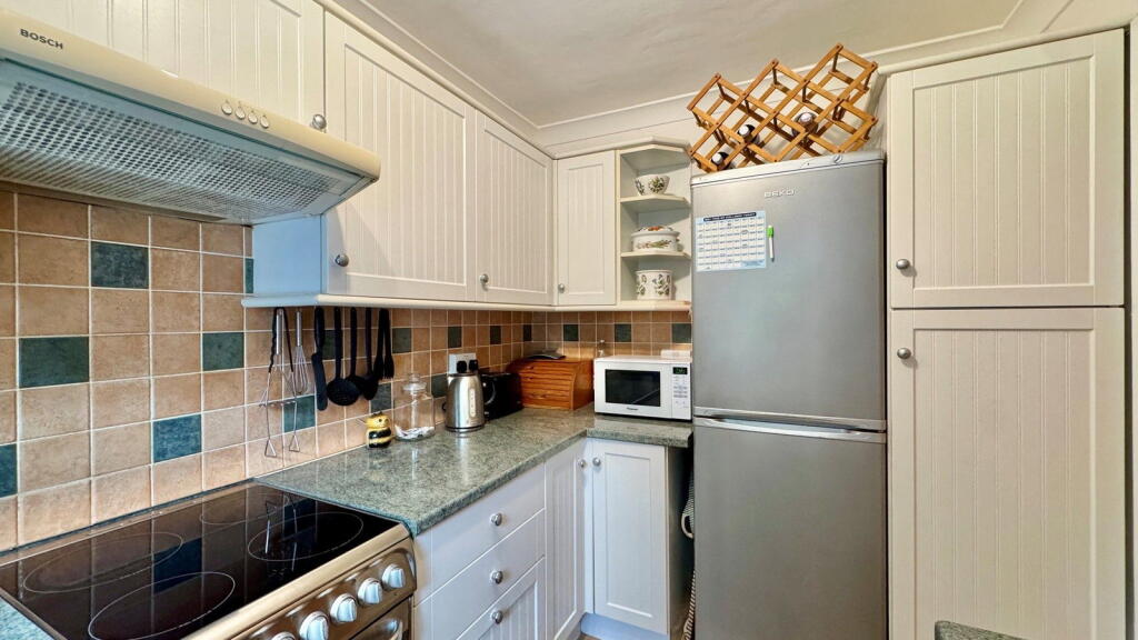 House in Kintbury, West Berkshire - View 3