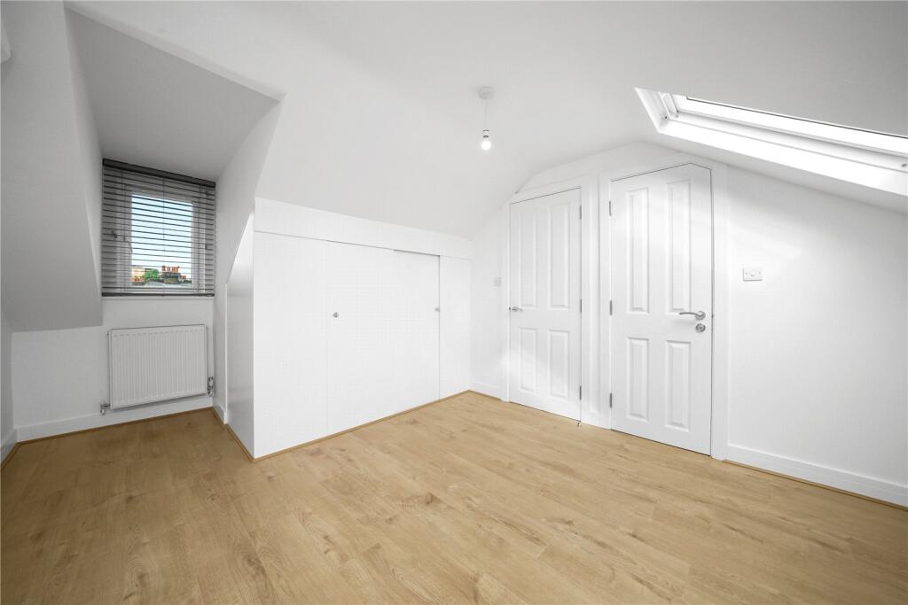 4 bedroom flat for rent