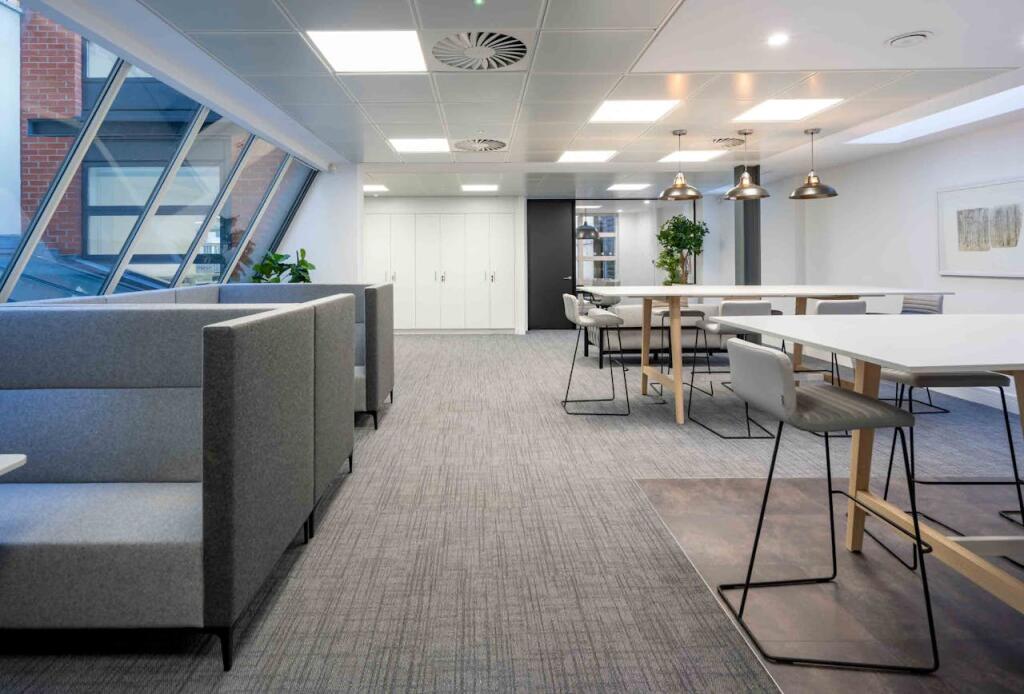 Main image of property: 198 High Holborn (1st Floor), Holborn, London, WC1V 7BD