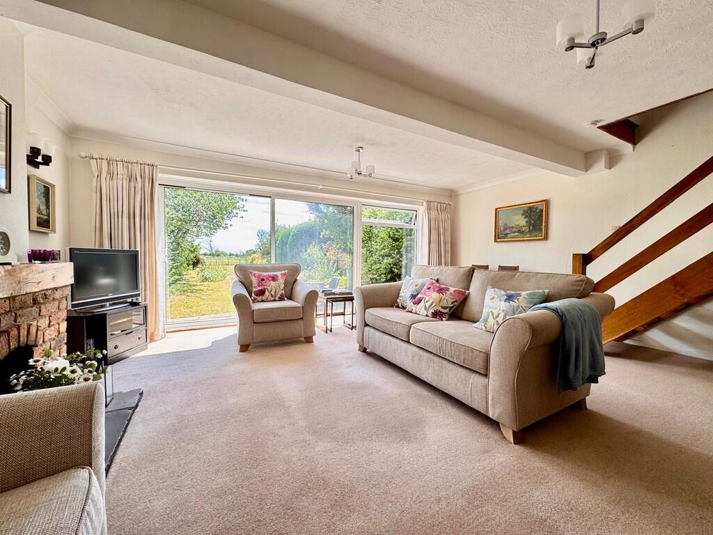 3-bed other on The Street, Latchingdon, £425,000