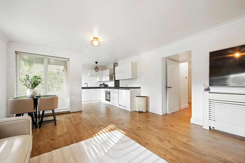 Main image of property: Roslin Road South, Oakwood, BH3