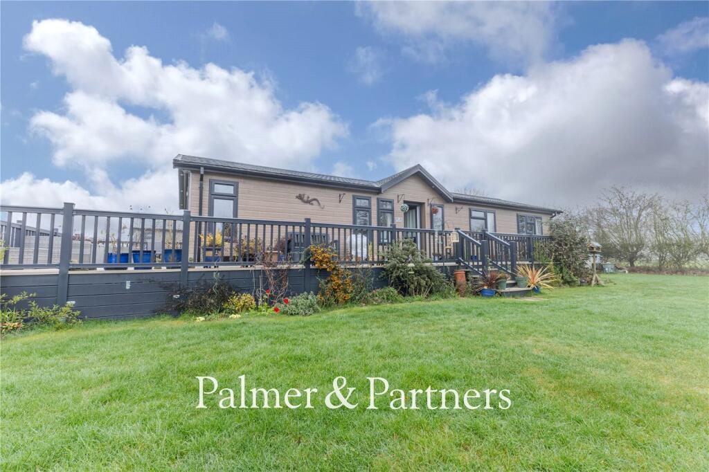 Main image of property: Brett Vale Golf Club, Noakes Road, Raydon, Ipswich, Suffolk, IP7