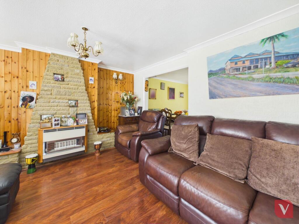 House in Luton - More
