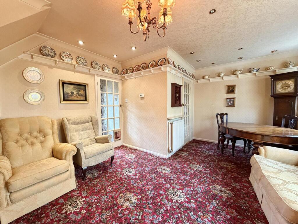 House in Leeds, Barwick in Elmet and Scholes - View 2