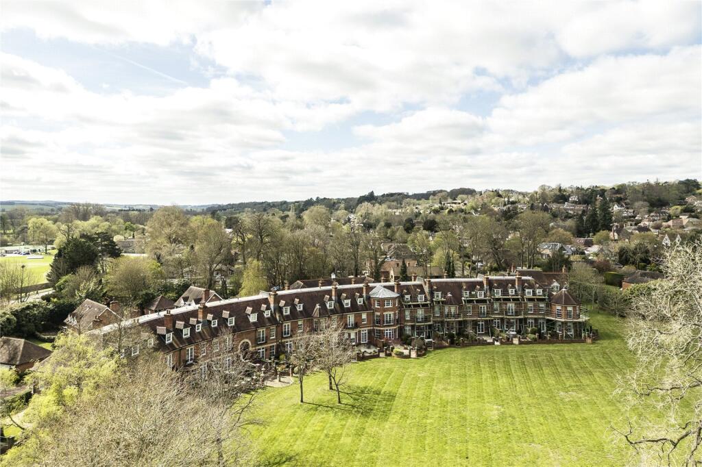 3-bed terraced on 11, Wethered Park, Marlow, Buckinghamshire, SL7, £2,250,000