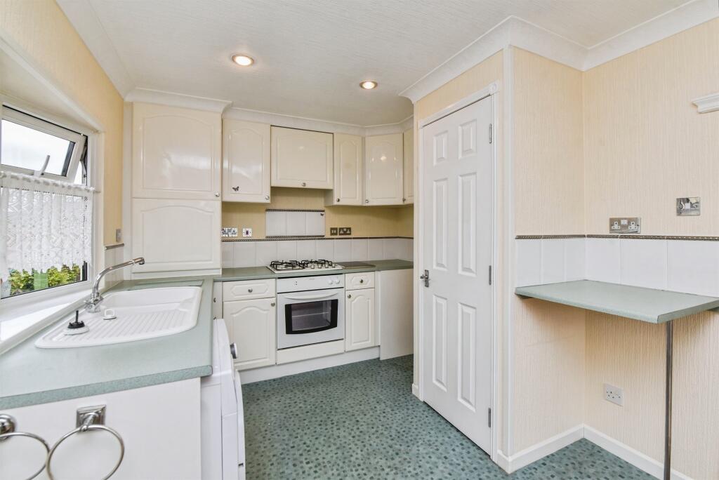 Mullenscote Mobile Home Park, Weyhill, Andover photo 2