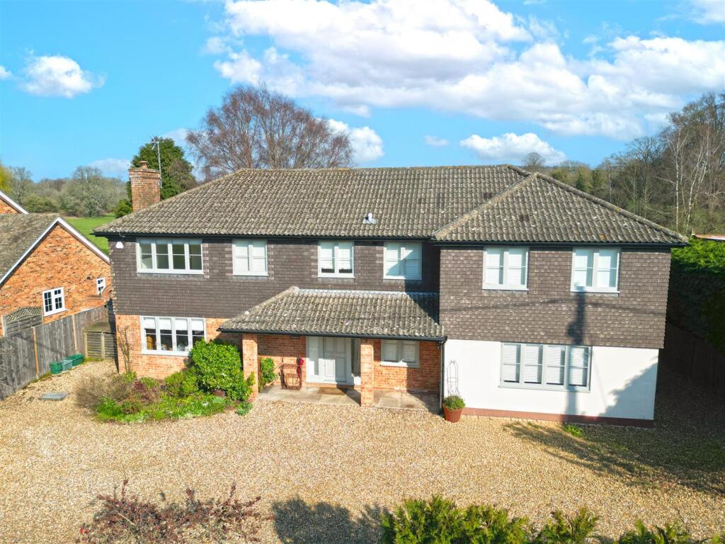 Main image of property: Dippenhall Street, Crondall, Farnham