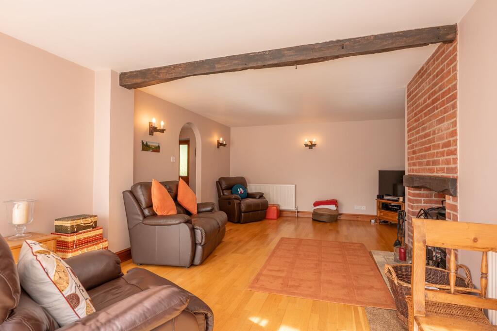 House in Norwich - More