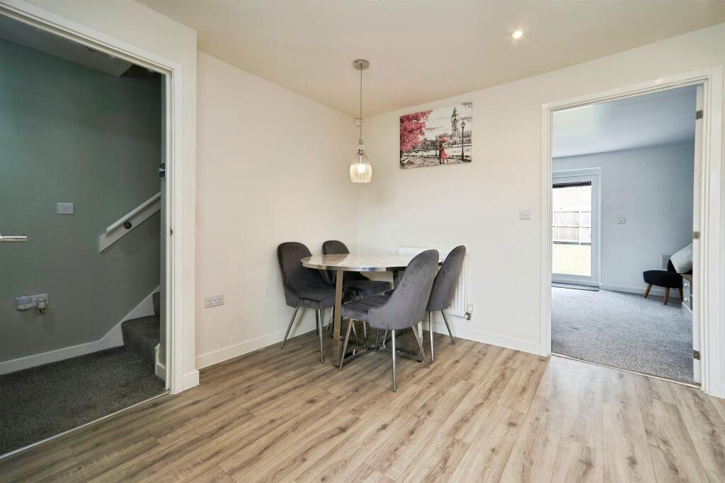 House in Bradford, West Yorkshire - View 4