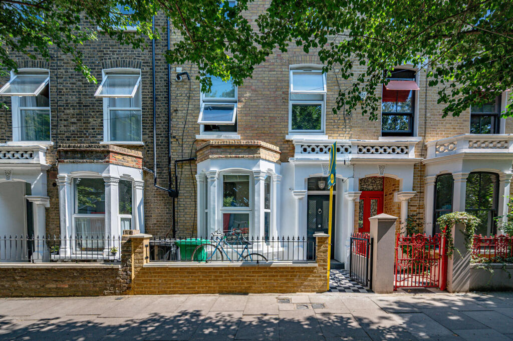 Main image of property: Drayton Park, Highbury, London, N5