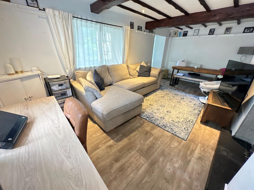 House in Wakefield - View 4
