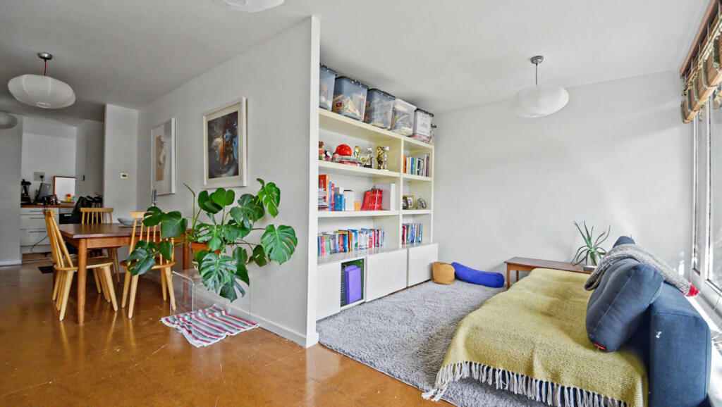 Apartment in London - View 4