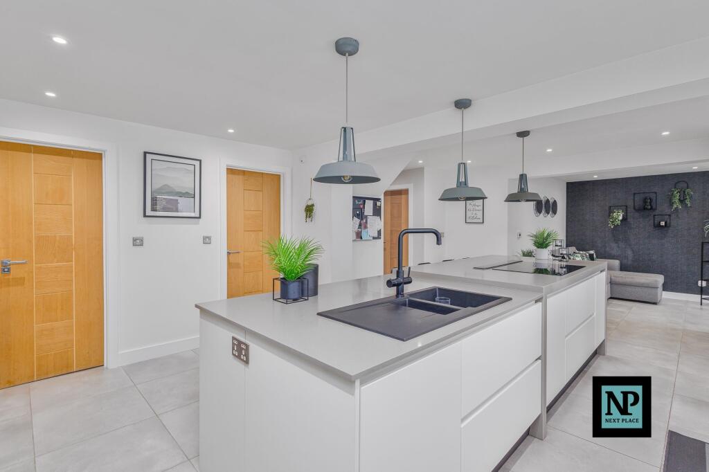 Additional image 11 of Slingsby, Tamworth, B77