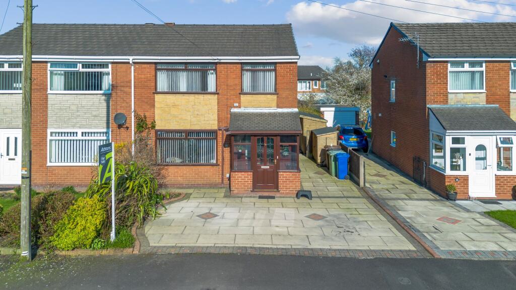 House in Warrington, Wash End, Lowton - View 5