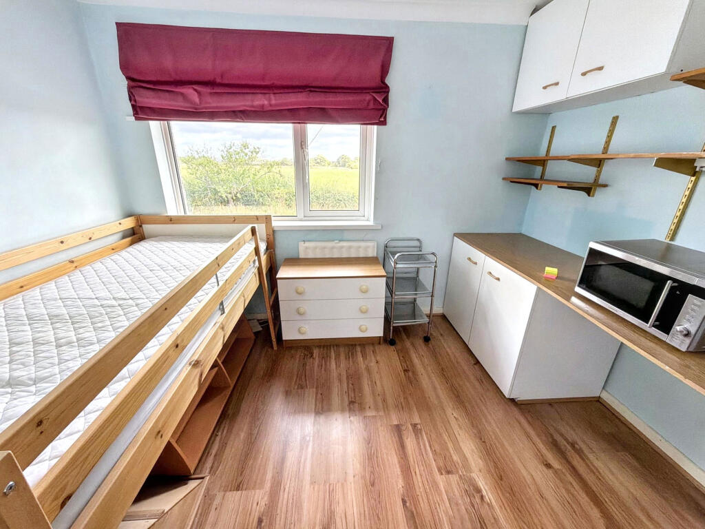 House in Newcastle upon Tyne, Seaton Valley - More