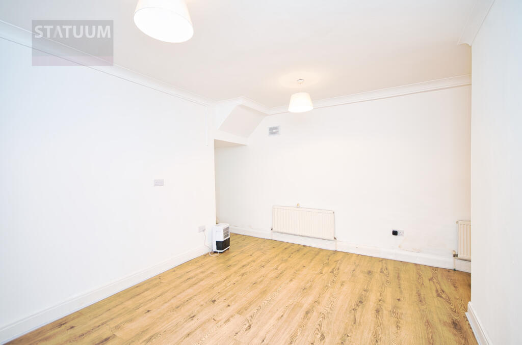 Apartment in London - View 2