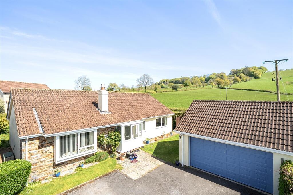 3-bed house on Balfour Close, Honiton, £540,000