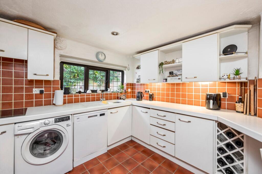 House in Redhill - View 5