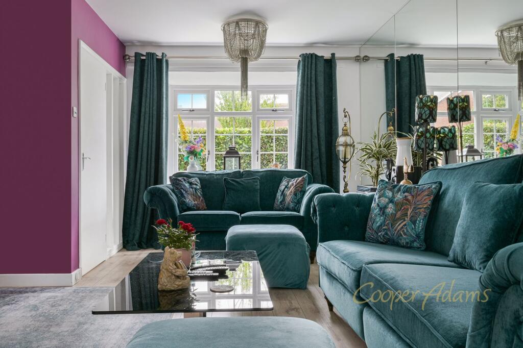 House in Brighton - More