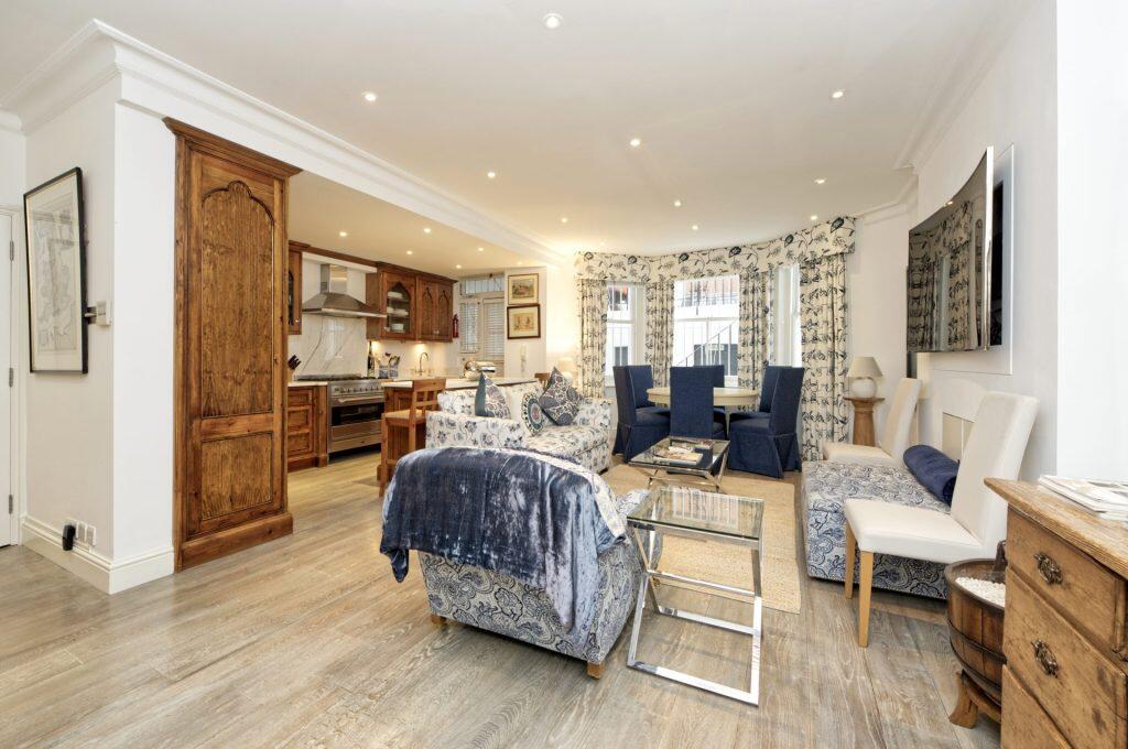 4 bedroom maisonette for rent
