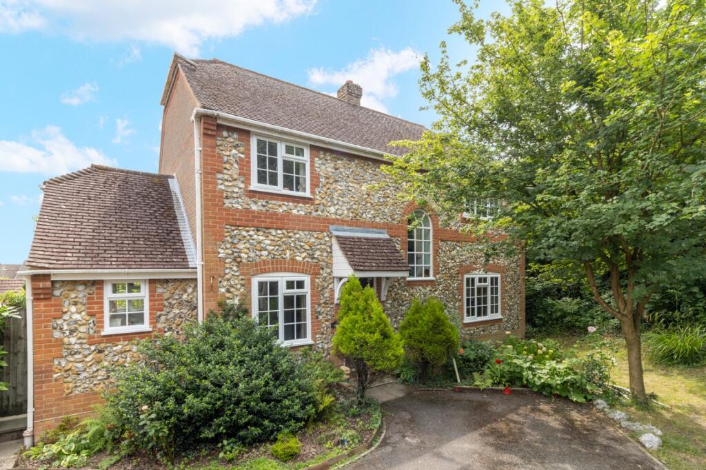 Main image of property: Goldcrest Drive, Ridgewood, Uckfield, East Sussex, TN22