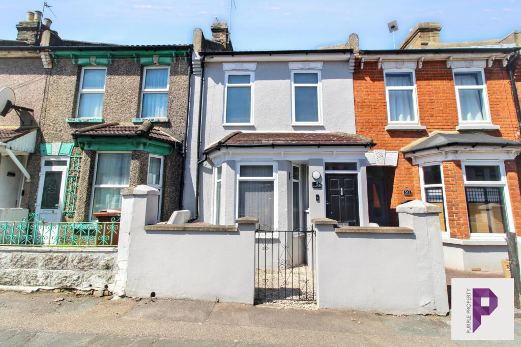 Main image of property: Tennyson Road,  Gillingham, me7