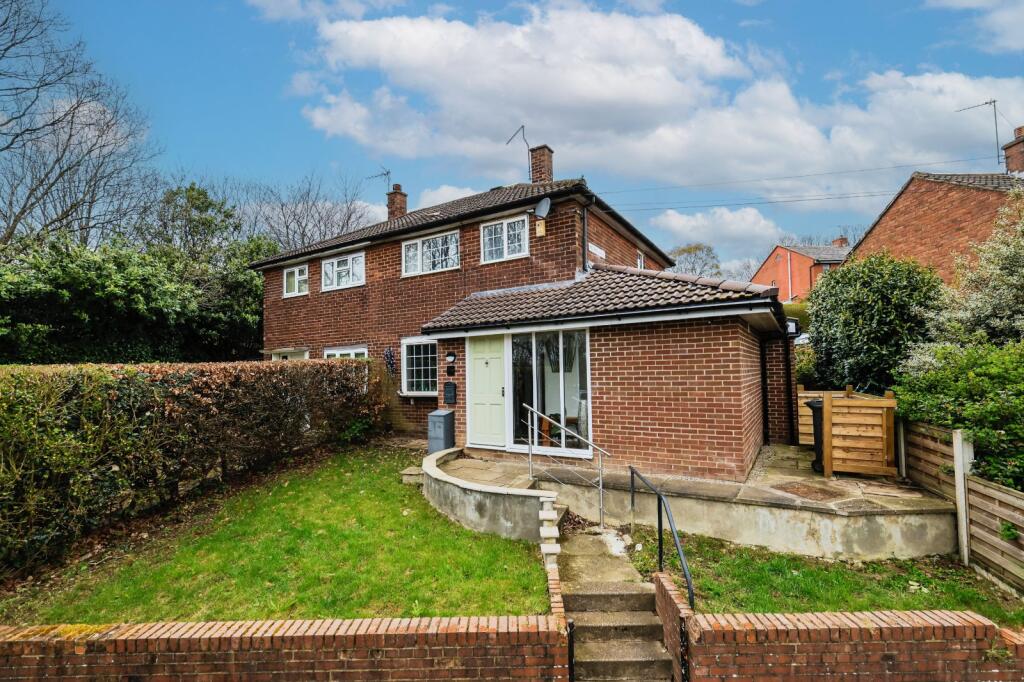 Main image of property: Melrose Walk, Horsforth, Leeds, West Yorkshire, LS18