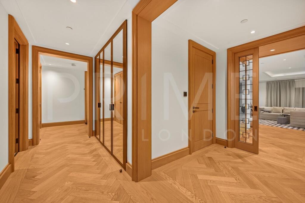Apartment in London - View 5