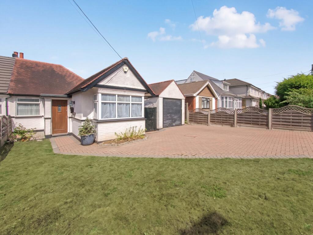 Main image of property: Grove Road, Rayleigh, SS6