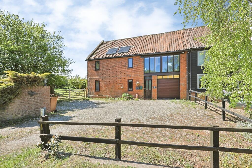 Main image of property: Beetley, Dereham