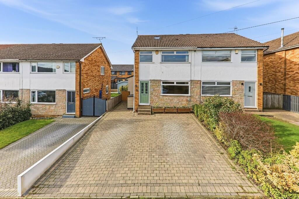 Main image of property: Topcliffe Avenue, Morley