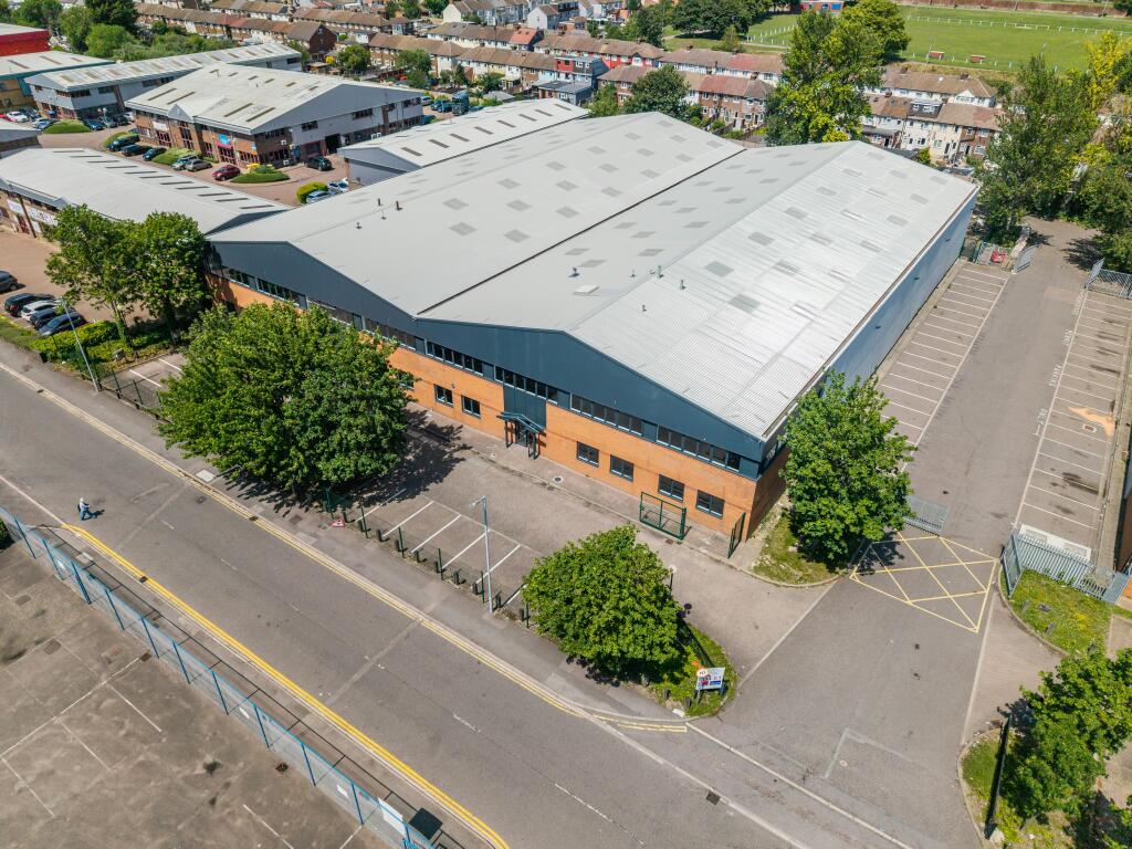 Unit C Laporte Way - Luton-249.jpg