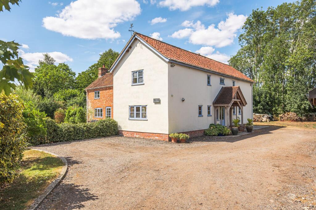 Main image of property: Sympathetically Extended and Renovated Family Home in Hempnall