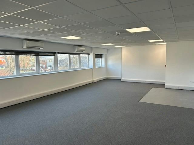 Office 2.jpg