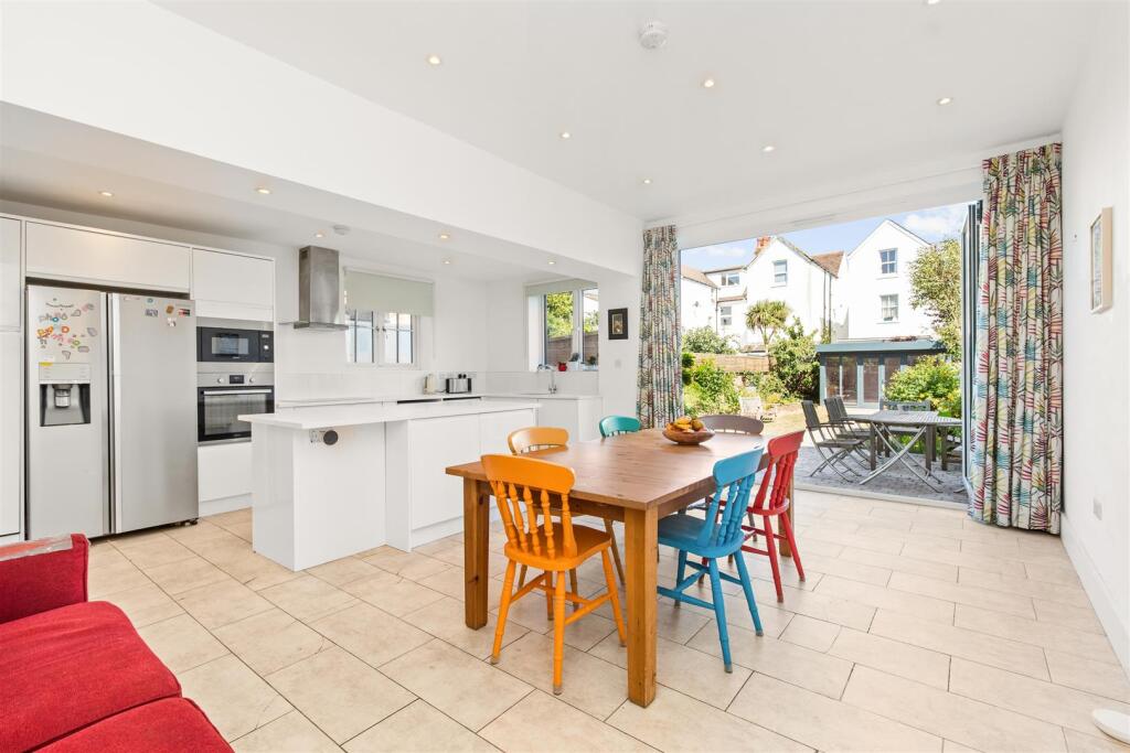 Modena Road, Hove photo 3