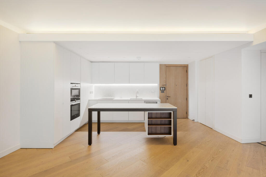 Apartment in London - View 3
