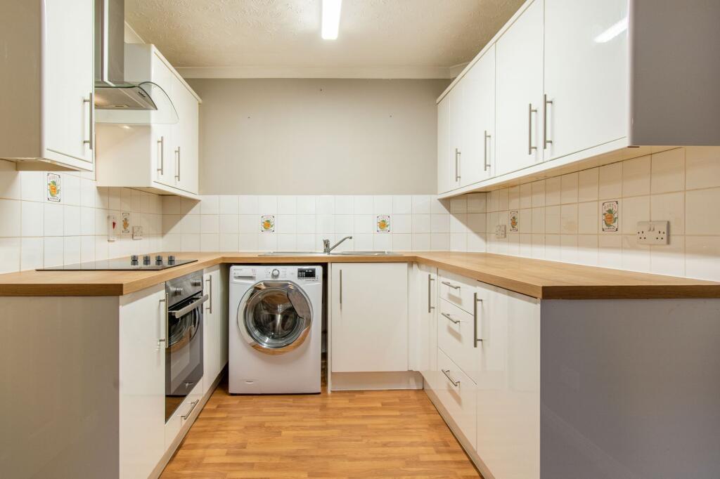 Apartment in Liskeard, Trembraze - View 4