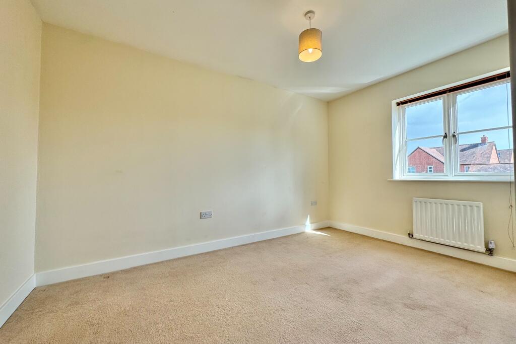 Apartment in Portsmouth - More