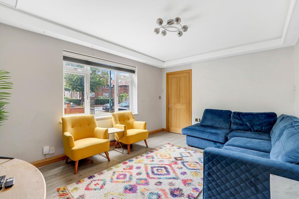 House in Nottingham - View 5