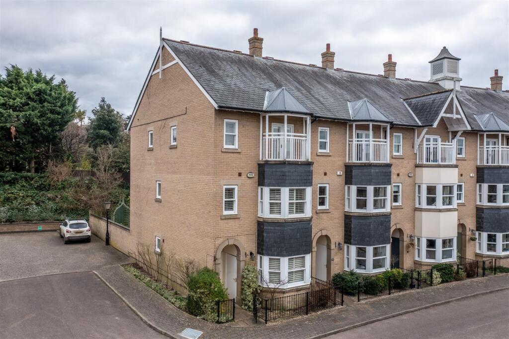 Main image of property: Braybrooke Gardens, Saffron Walden
