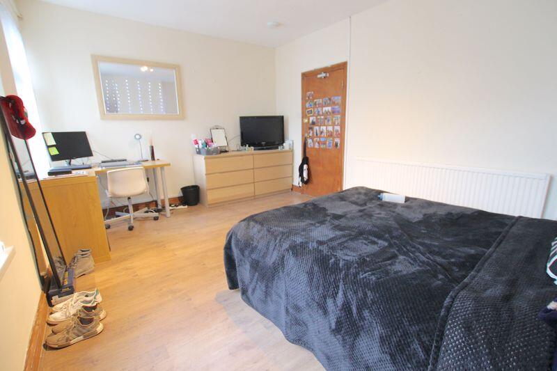 House in Cardiff - View 2